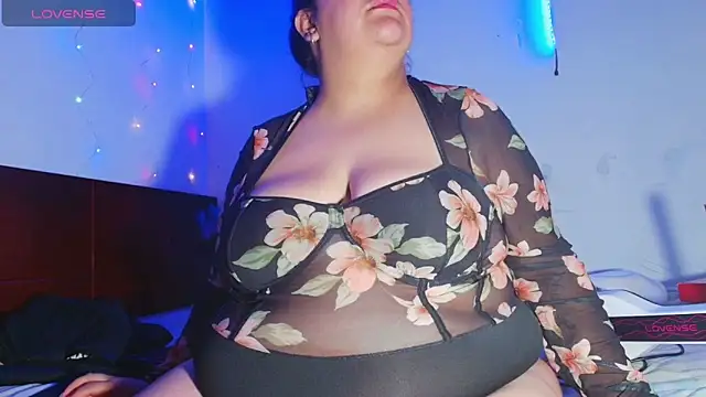 Julieta Big online show from 04.30.26