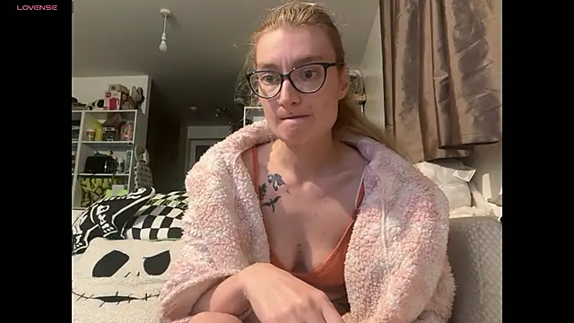 harleyblair online show from 09.17.25