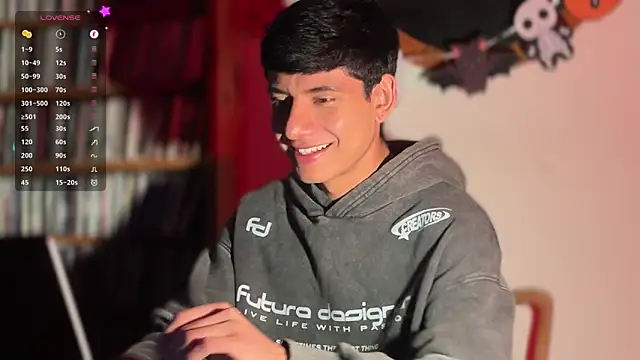 Snapshot of jim_dj chatting on 10.27.25 jim dj online show from 10.27.25