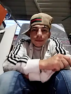 Tussi-amor online show from 09.18.25