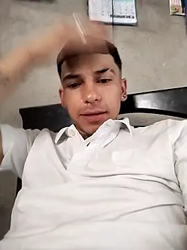 Tussi-amor online show from 02.01.26