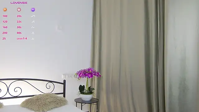 AlexsisFaee online show from 06.10.26