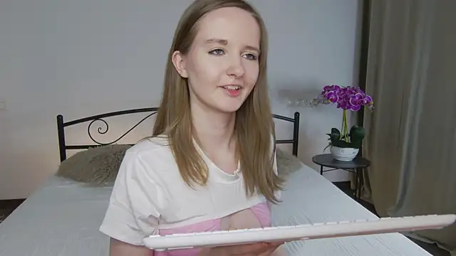 AlexsisFaee online show from 07.08.26