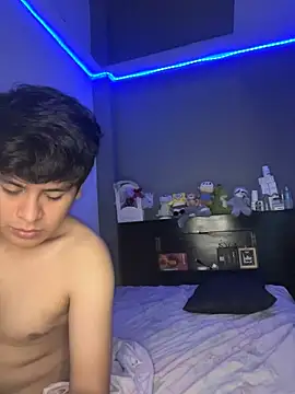 Kailertwink online show from 06.06.26