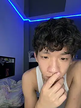 Kailertwink online show from 06.15.26