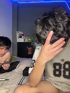 Kailertwink online show from 07.01.26