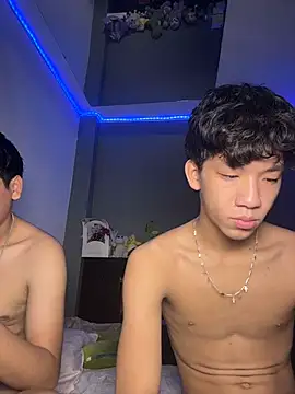 Kailertwink online show from 07.08.26