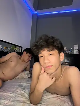 Kailertwink online show from 07.10.26