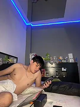 Kailertwink online show from 07.13.26