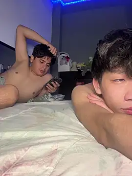 Kailertwink online show from 07.28.26