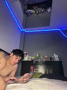 Kailertwink online show from 07.31.26