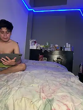 Kailertwink online show from 08.02.26