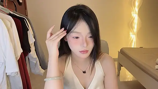 Robin-o3 online show from 10.31.25