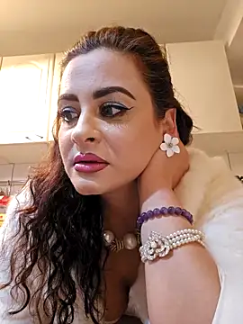 ShineBright88 online show from 12.16.25