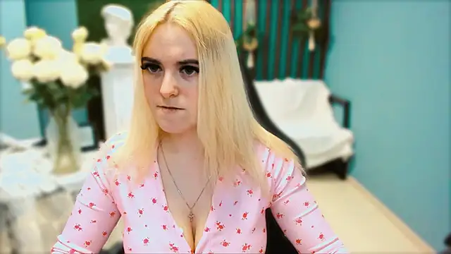 Snapshot of Stef_Nicks chatting on 03.03.26 Stef Nicks online show from 03.03.26