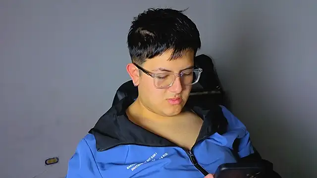 Snapshot of Ryan_Doretti chatting on 09.18.25 Ryan Doretti online show from 09.18.25