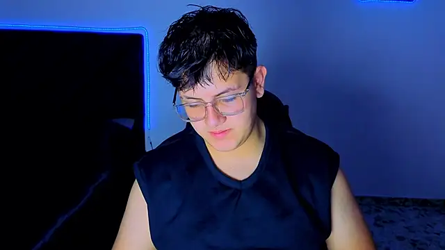 Snapshot of Ryan_Doretti chatting on 11.23.25 Ryan Doretti online show from 11.23.25