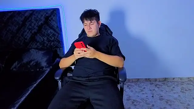 Snapshot of Ryan_Doretti chatting on 12.20.25 Ryan Doretti online show from 12.20.25