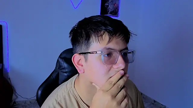 Snapshot of Ryan_Doretti chatting on 01.18.26 Ryan Doretti online show from 01.18.26