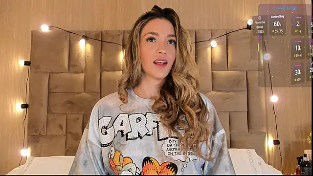 ClaradelMar online show from 11.15.25