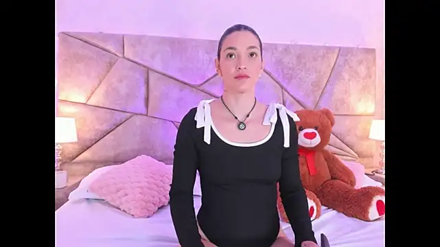 ClaradelMar online show from 04.28.26