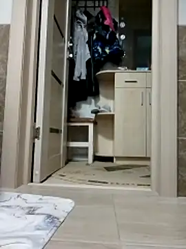 Snapshot of N_i_k_o_l_a_u chatting on 02.15.26 N i k o l a u online show from 02.15.26