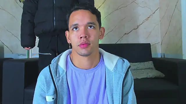 Snapshot of jeremytonner chatting on 10.03.25 jeremytonner online show from 10.03.25