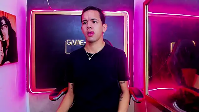 Snapshot of jeremytonner chatting on 11.22.25 jeremytonner online show from 11.22.25