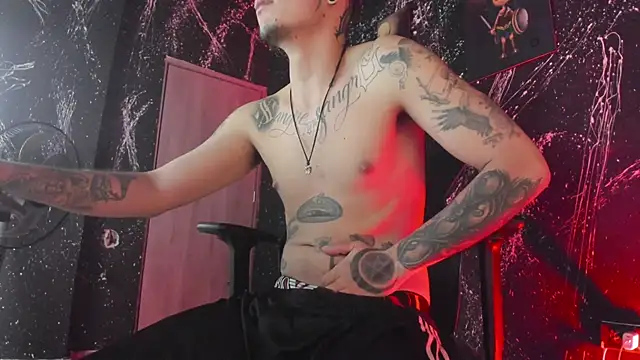 Snapshot of ReyBigx chatting on 09.11.25 ReyBigx online show from 09.11.25