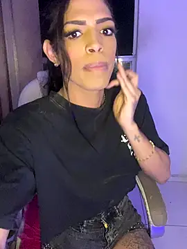 Snapshot of Lady_Dirty444 chatting on 10.28.25 Lady Dirty444 online show from 10.28.25