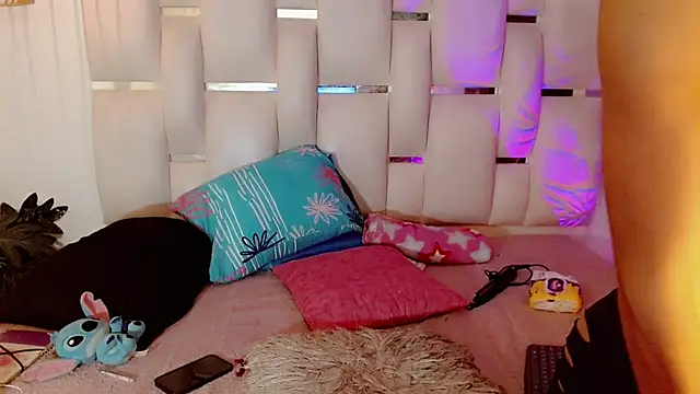 Snapshot of Lady_Dirty444 chatting on 12.17.25 Lady Dirty444 online show from 12.17.25