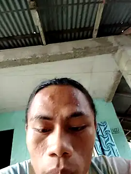 Snapshot of xxhottinybabe chatting on 12.22.25 xxhottinybabe online show from 12.22.25