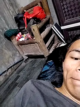 Snapshot of xxhottinybabe chatting on 12.22.25 xxhottinybabe online show from 12.22.25