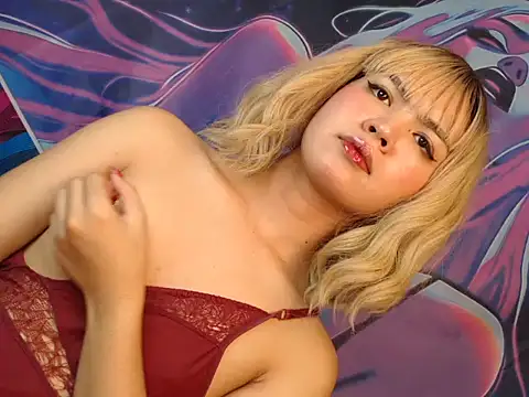 Snapshot of shantalfucker_ chatting on 02.15.26 shantalfucker online show from 02.15.26