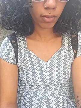 Snapshot of RavenShyfit chatting on 01.07.26 RavenShyfit online show from 01.07.26