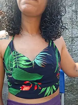 Snapshot of RavenShyfit chatting on 01.08.26 RavenShyfit online show from 01.08.26