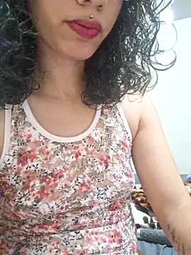 Snapshot of RavenShyfit chatting on 01.31.26 RavenShyfit online show from 01.31.26