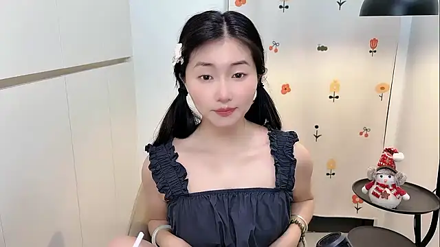 Rosalind xixi online show from 04.28.26