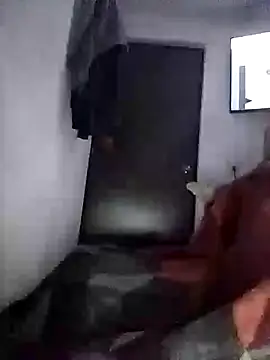 Snapshot of mexhotbi chatting on 11.30.25 mexhotbi online show from 11.30.25