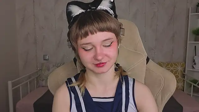 Tori Cutie online show from 04.24.26