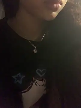 Snapshot of Nguyenha11 chatting on 03.21.26 Nguyenha11 online show from 03.21.26