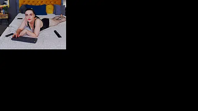 Snapshot of Jessica_White_ chatting on 07.27.26 Jessica White online show from 07.27.26