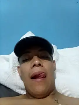 Tupapasiitooo online show from 04.07.26