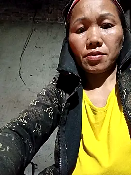 Snapshot of TinTin321 chatting on 12.14.25 TinTin321 online show from 12.14.25