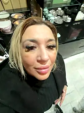 TheeaBlanco online show from 11.30.25