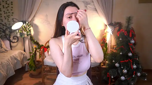 Snapshot of EvaDowe chatting on 02.08.26 EvaDowe online show from 02.08.26