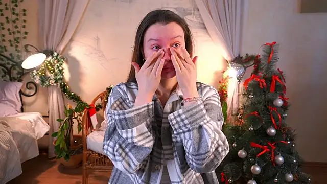 Snapshot of EvaDowe chatting on 02.11.26 EvaDowe online show from 02.11.26