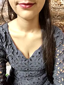 Indian-Aleena online show from 10.04.25