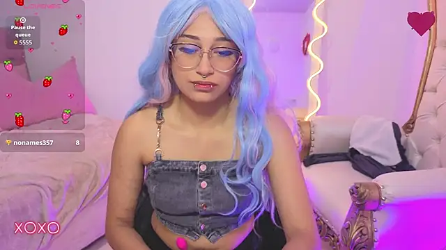 Snapshot of HANNI_TAY chatting on 01.13.26 HANNI TAY online show from 01.13.26