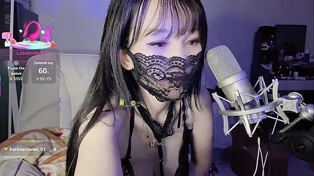 twlilybae online show from 12.03.25